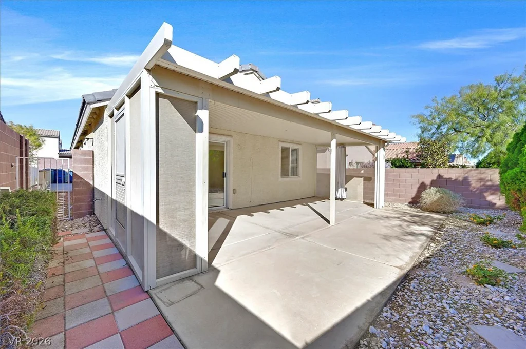 10627 Foggy Glen, Las Vegas, NV 89135