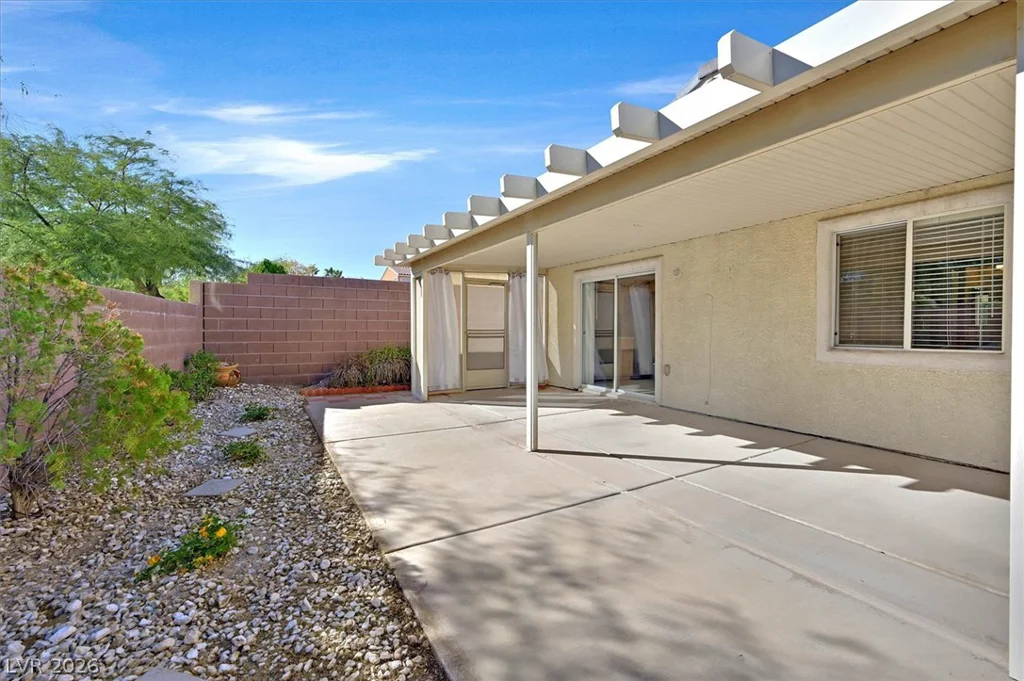10627 Foggy Glen, Las Vegas, NV 89135