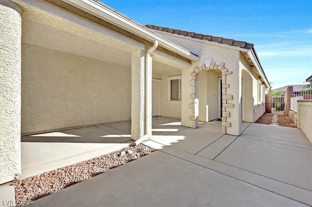 10627 Foggy Glen, Las Vegas, NV 89135
