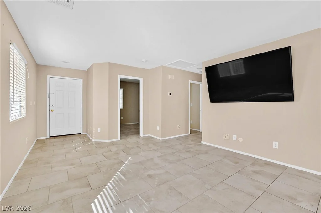 10627 Foggy Glen, Las Vegas, NV 89135