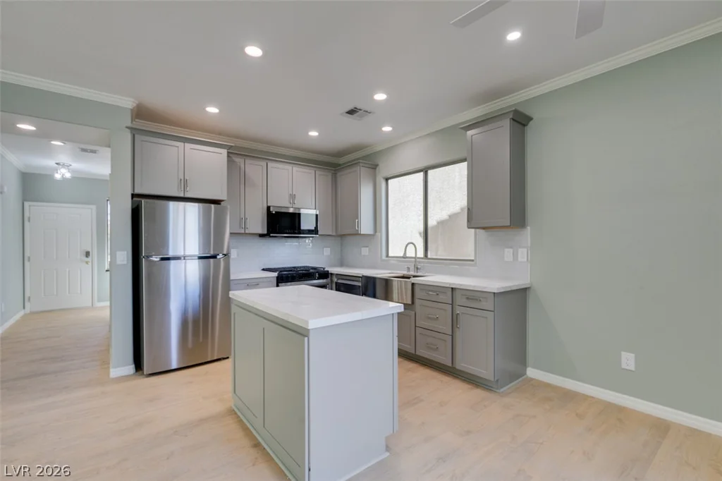 552 Civic Holiday, North Las Vegas, NV 89031