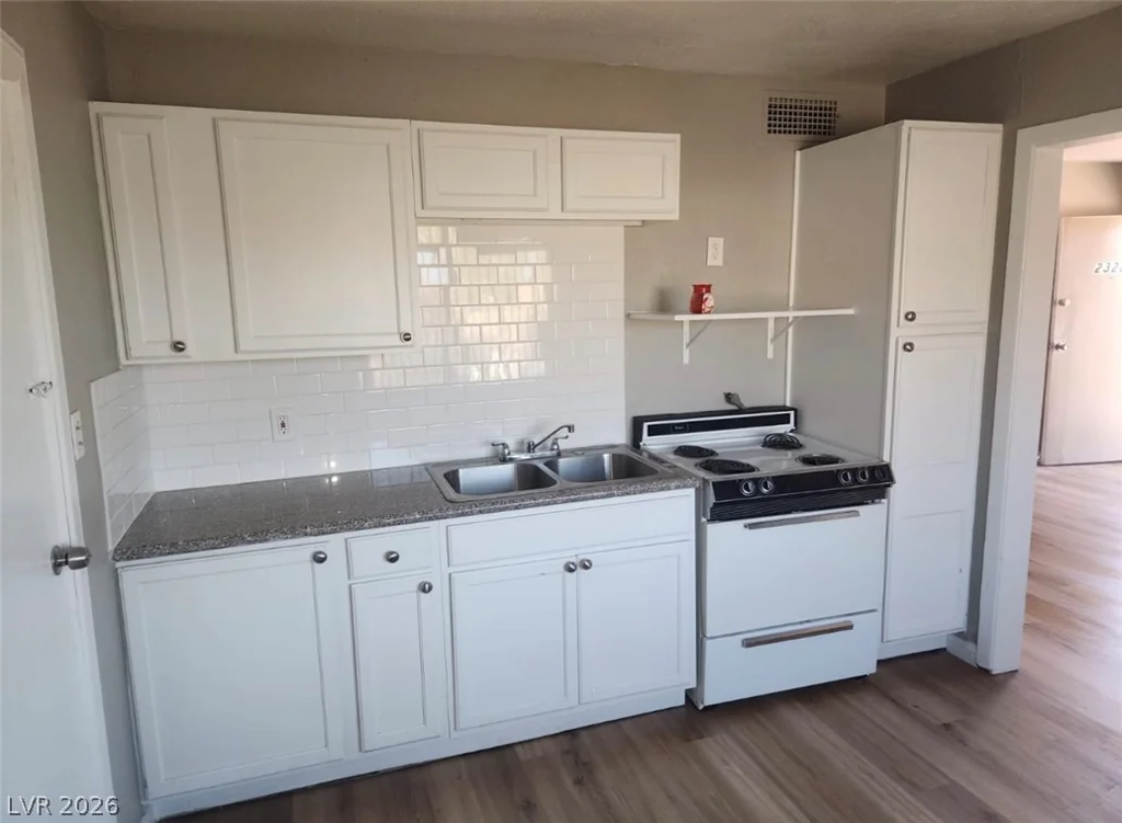 2320 Bassler, North Las Vegas, NV 89030