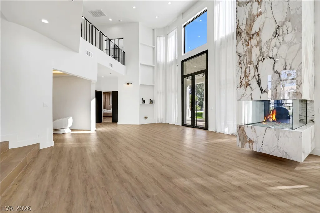3765 Pacific, Las Vegas, NV 89121