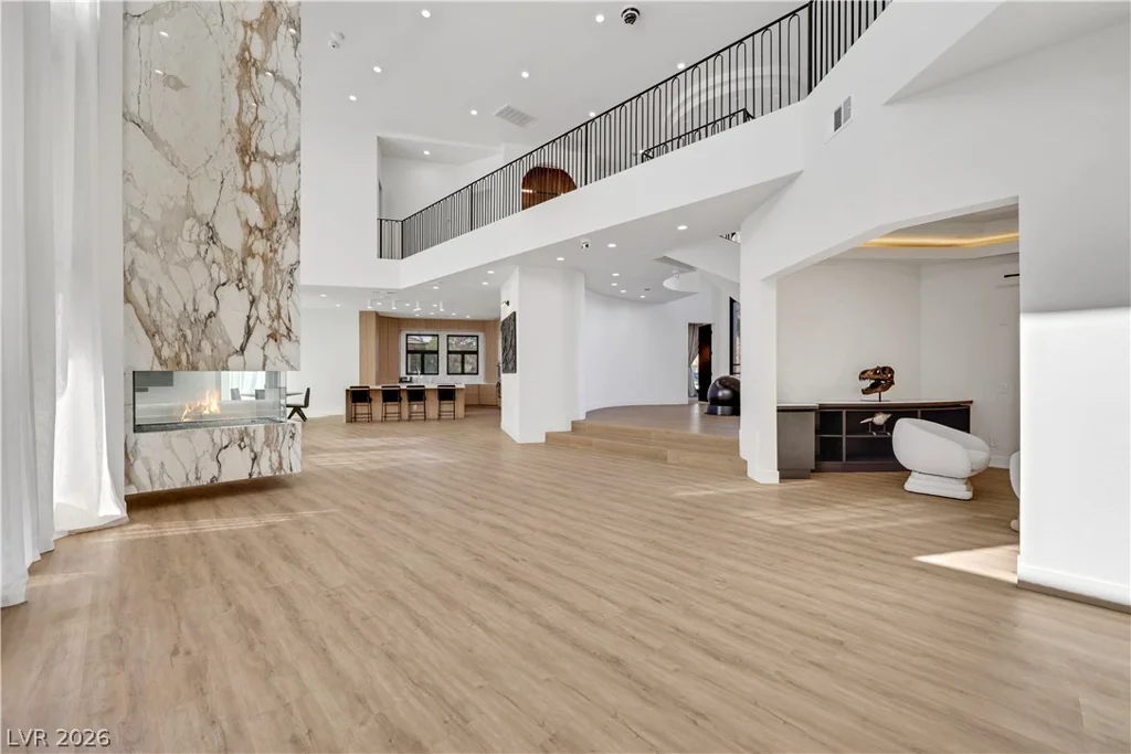 3765 Pacific, Las Vegas, NV 89121