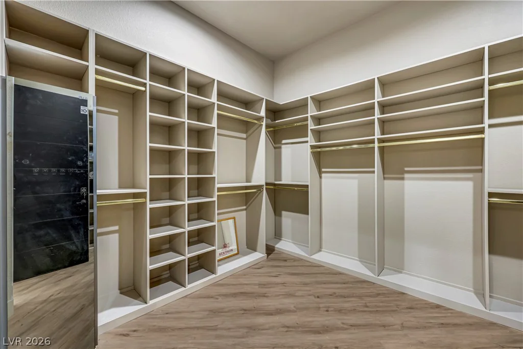 3765 Pacific, Las Vegas, NV 89121