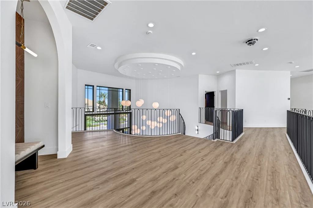 3765 Pacific, Las Vegas, NV 89121