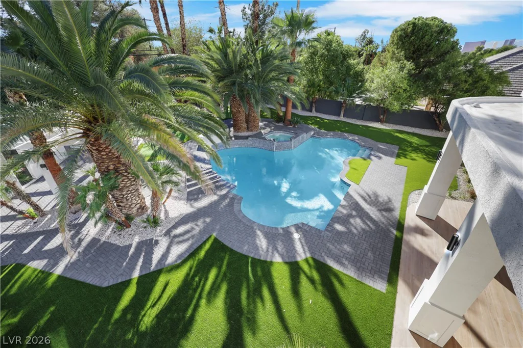 3765 Pacific, Las Vegas, NV 89121