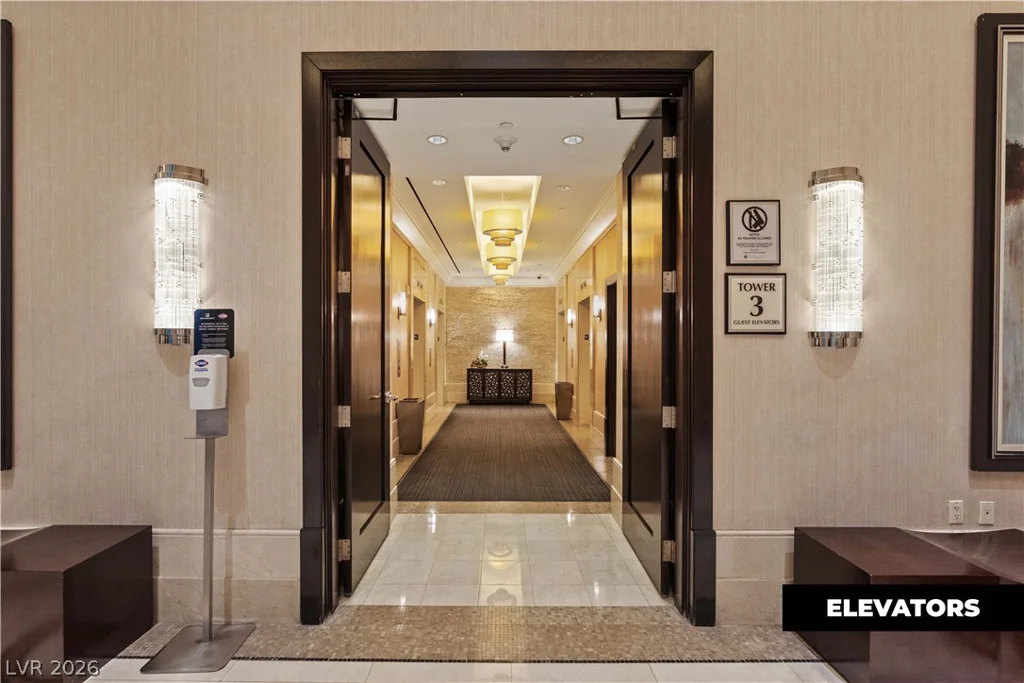 125 Harmon, Las Vegas, NV 89109