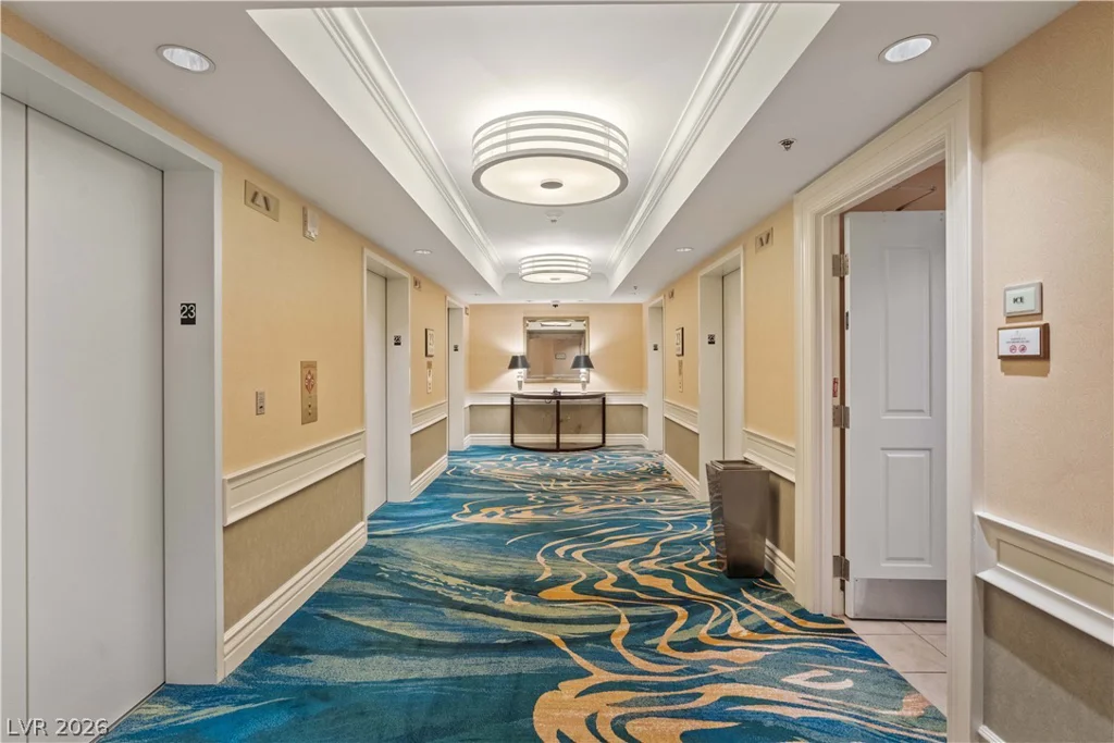 125 Harmon, Las Vegas, NV 89109