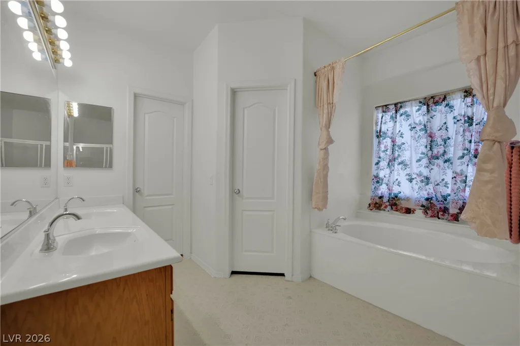 602 Coolidge, Henderson, NV 89015