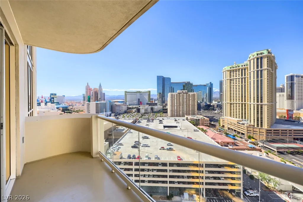 145 Harmon, Las Vegas, NV 89109