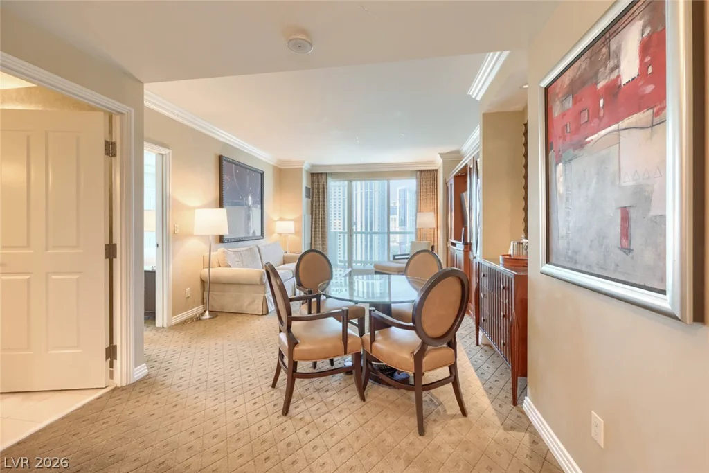 145 Harmon, Las Vegas, NV 89109