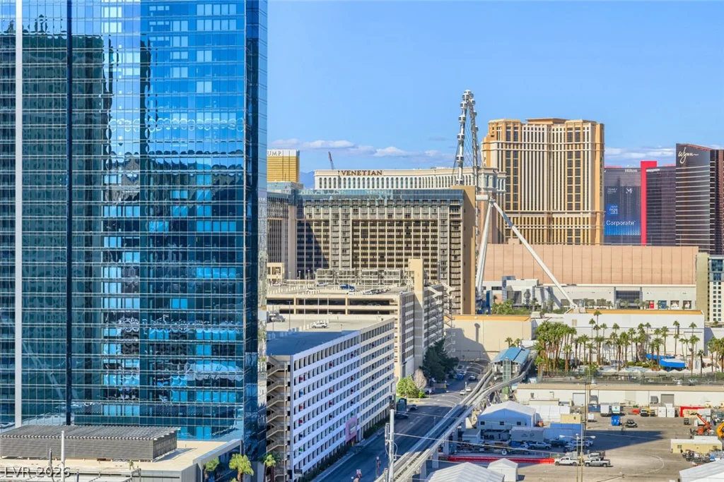 145 Harmon, Las Vegas, NV 89109