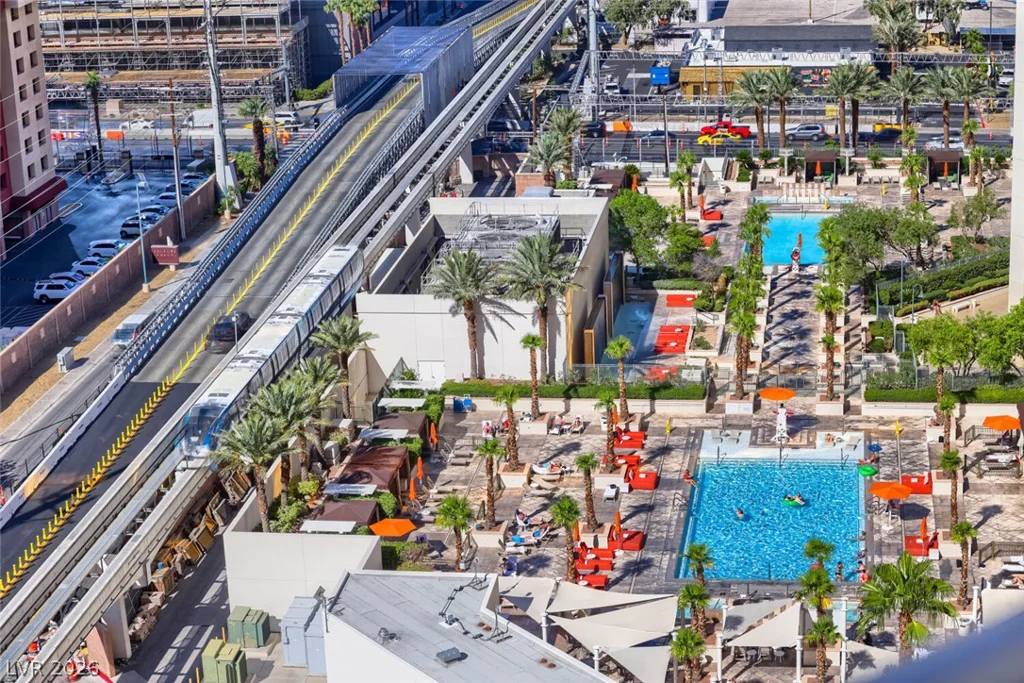 145 Harmon, Las Vegas, NV 89109