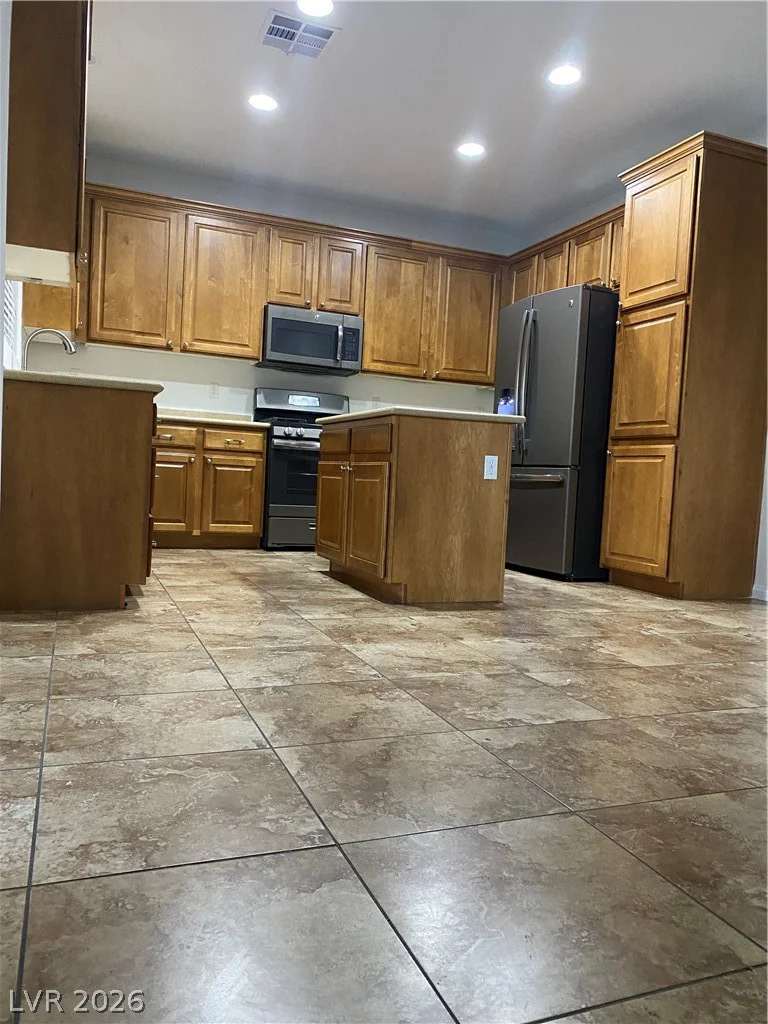 8015 Aztec Basin, Las Vegas, NV 89131