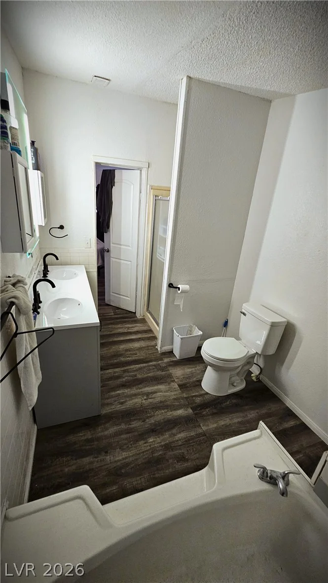5998 Castlemont, Las Vegas, NV 89156