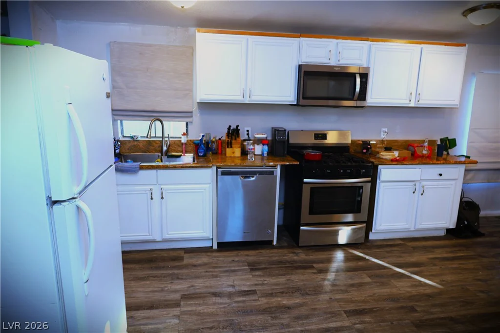 5998 Castlemont, Las Vegas, NV 89156