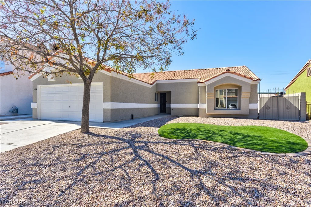 3519 Oberon, North Las Vegas, NV 89032