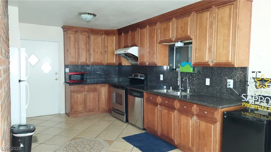 8545 Mohawk, Las Vegas, NV 89139