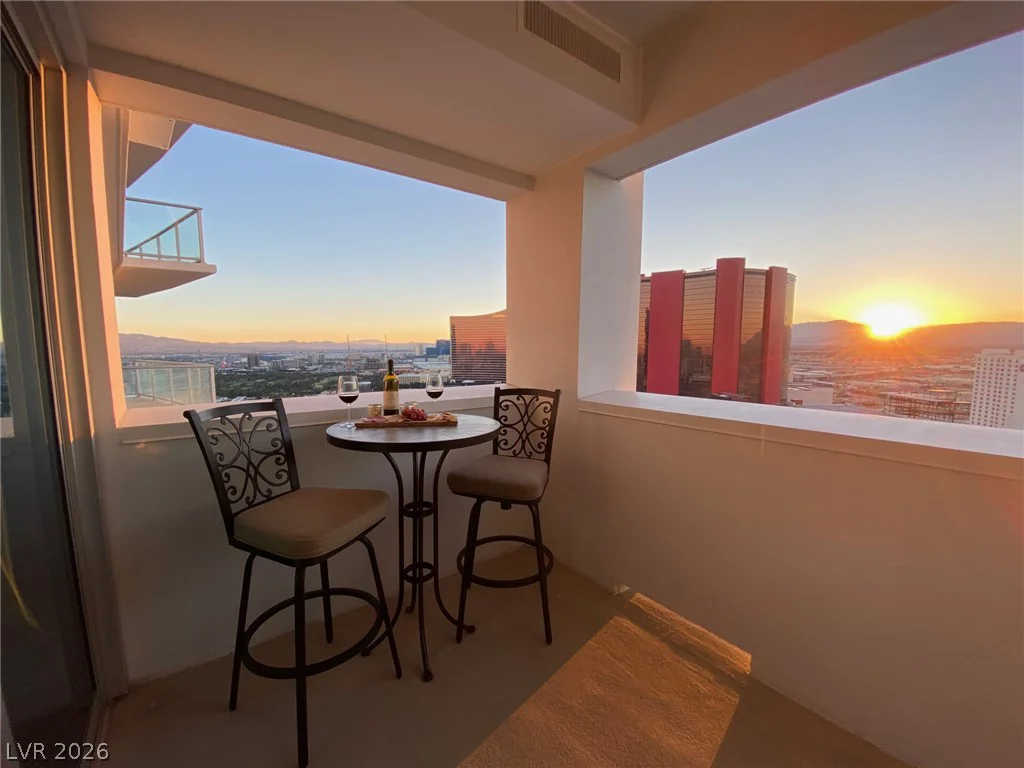 2700 Las Vegas, Las Vegas, NV 89109