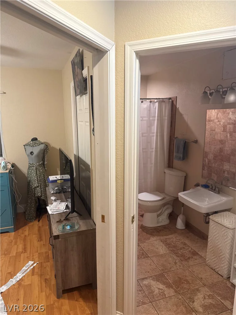 4405 Inez, Las Vegas, NV 89130