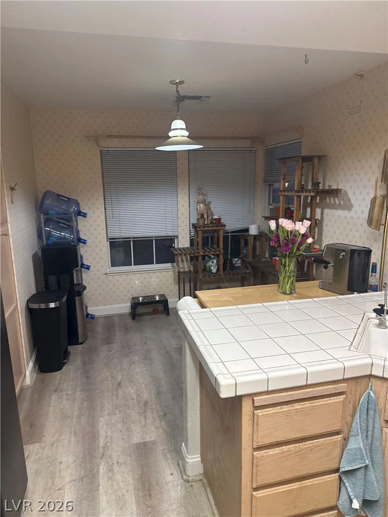 4405 Inez, Las Vegas, NV 89130