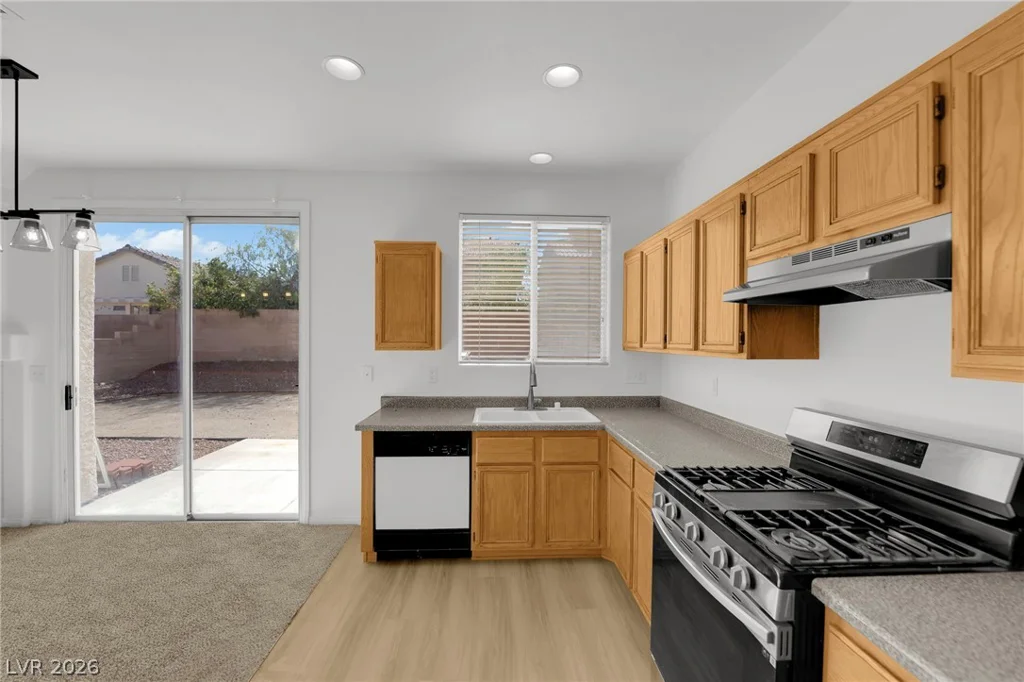 7677 Balmoral Mills, Las Vegas, NV 89113
