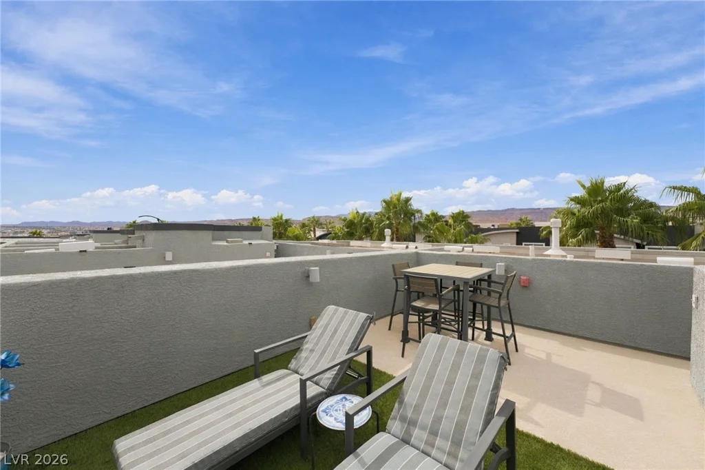 9050 Tropicana, Las Vegas, NV 89147