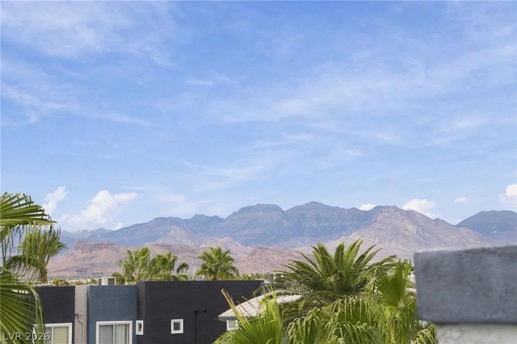 9050 Tropicana, Las Vegas, NV 89147