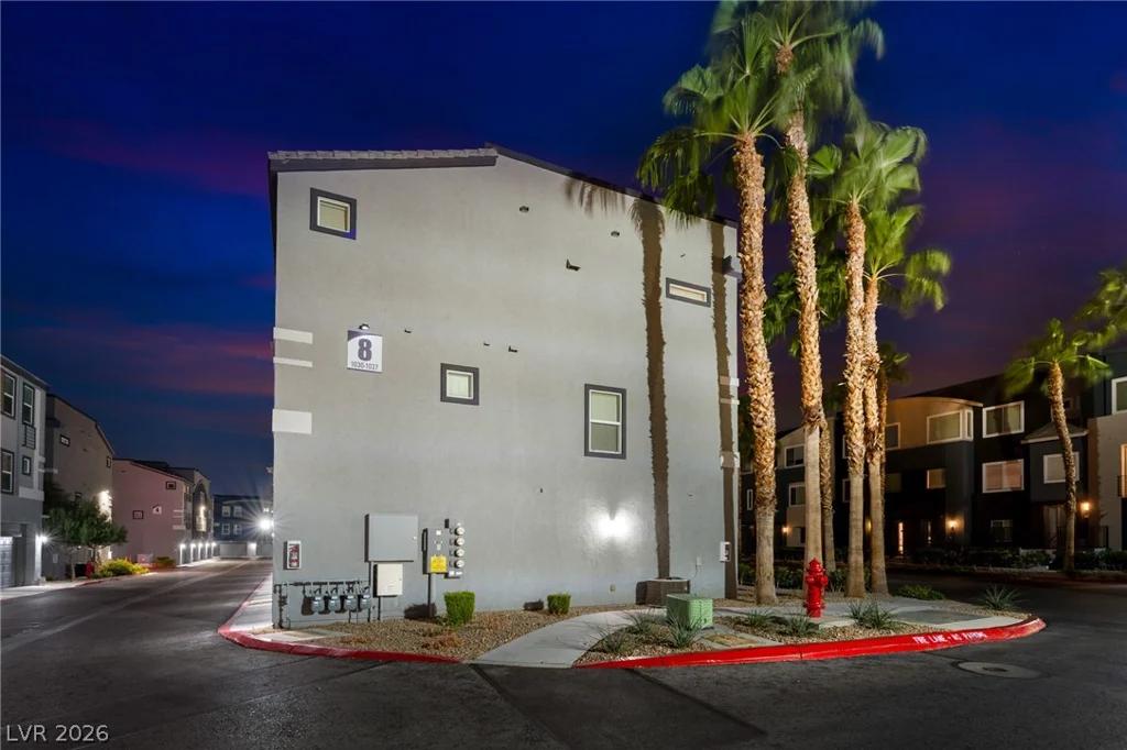 9050 Tropicana, Las Vegas, NV 89147