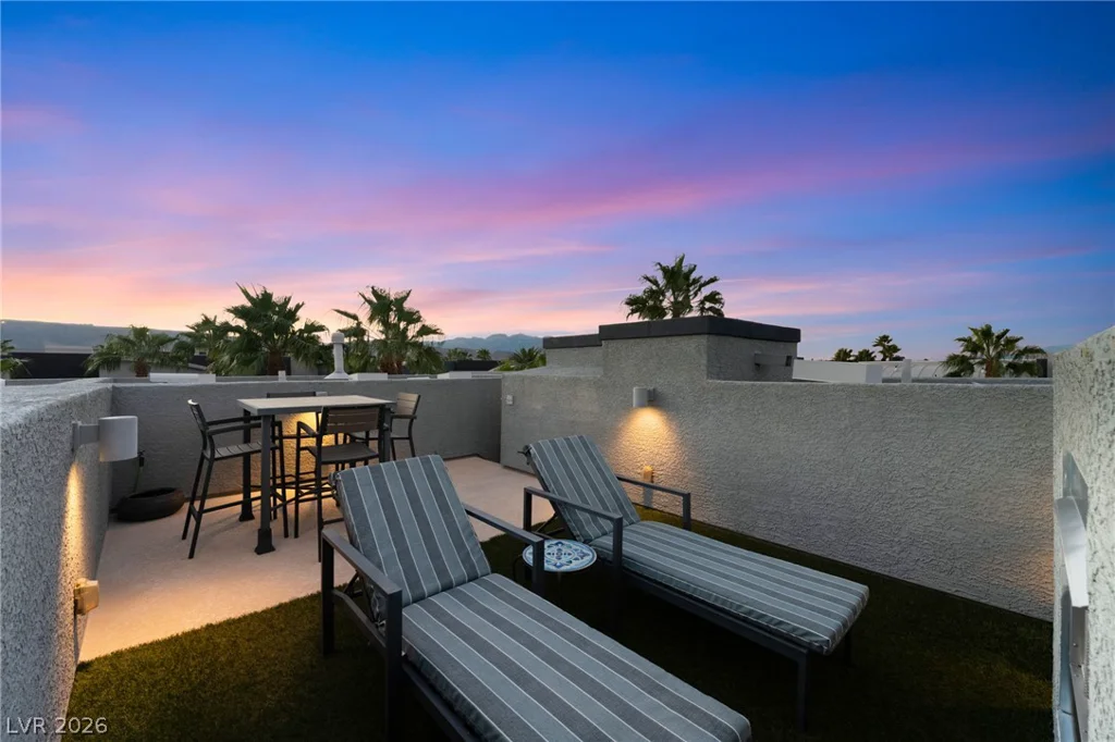 9050 Tropicana, Las Vegas, NV 89147