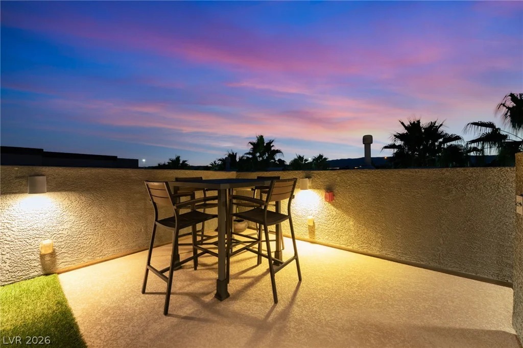9050 Tropicana, Las Vegas, NV 89147