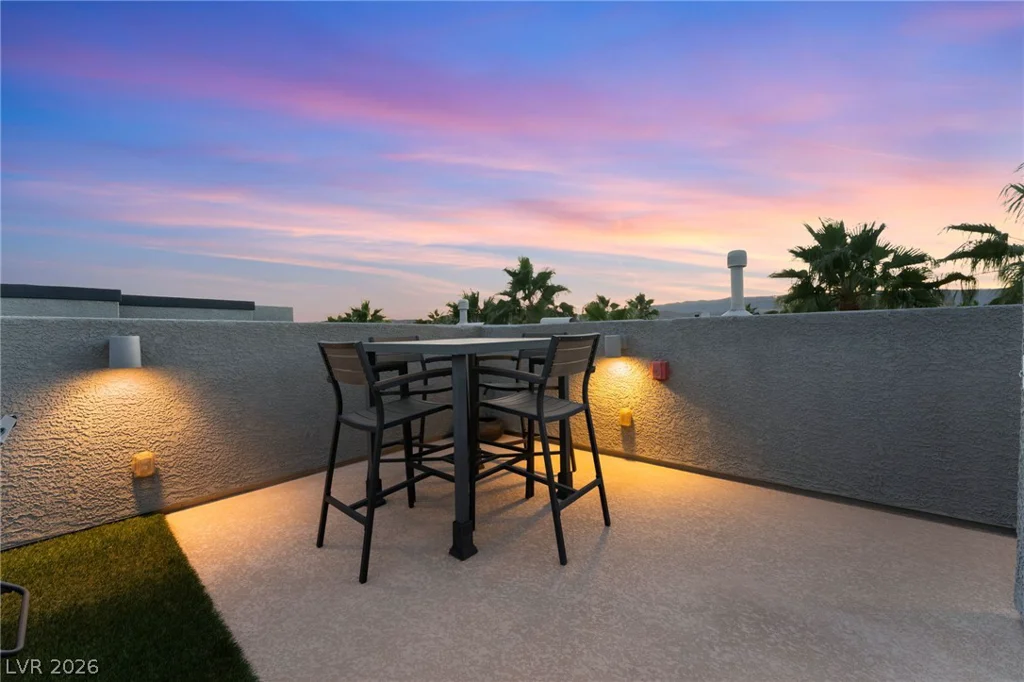 9050 Tropicana, Las Vegas, NV 89147