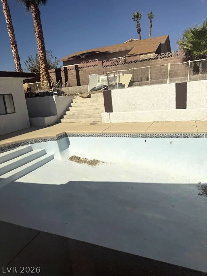 3480 Hacienda, Las Vegas, NV 89120