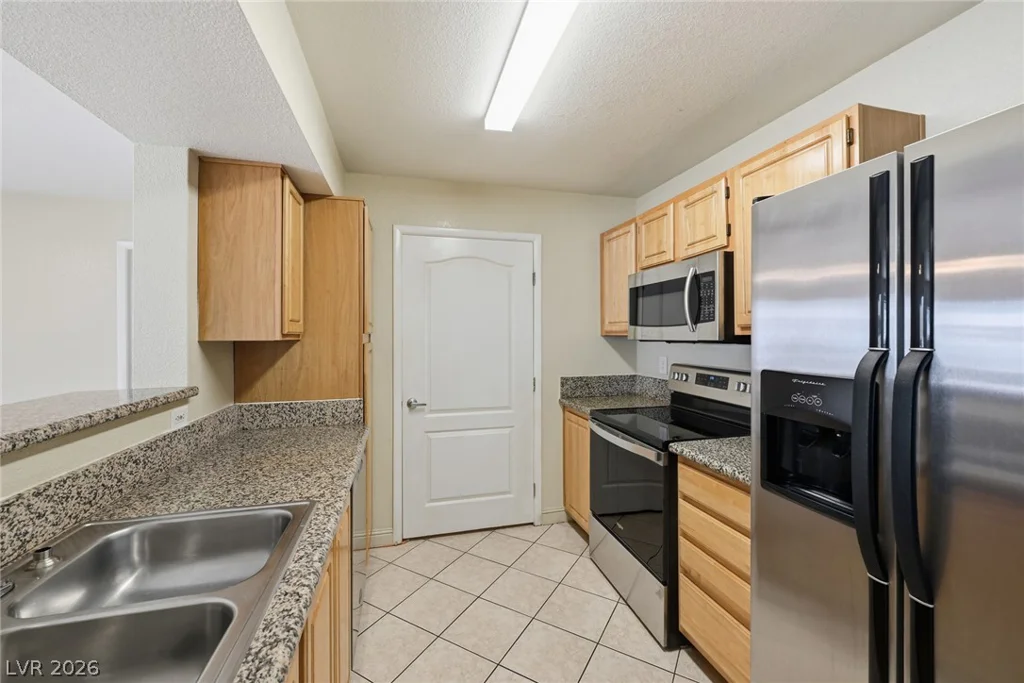 5055 Hacienda, Las Vegas, NV 89118