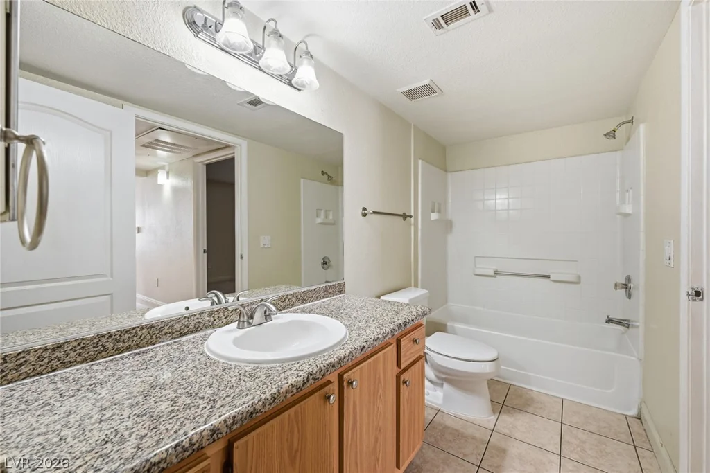 5055 Hacienda, Las Vegas, NV 89118