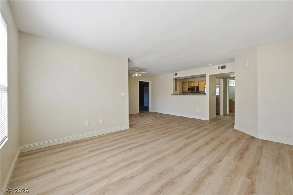 5055 Hacienda, Las Vegas, NV 89118