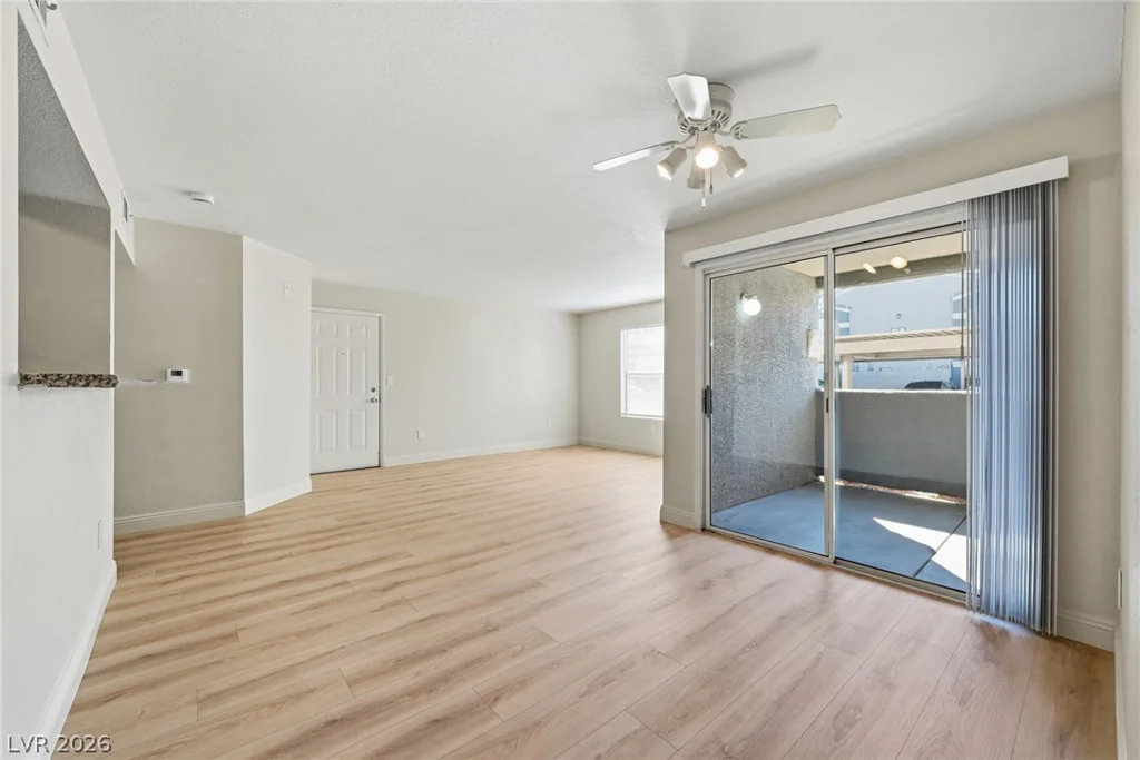 5055 Hacienda, Las Vegas, NV 89118