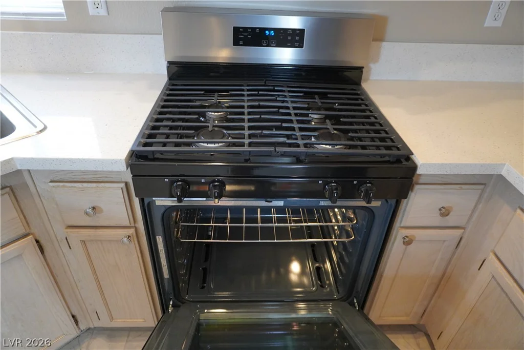 1405 Nellis, Las Vegas, NV 89104
