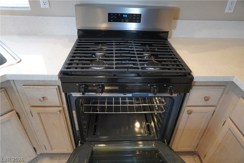 1405 Nellis, Las Vegas, NV 89104