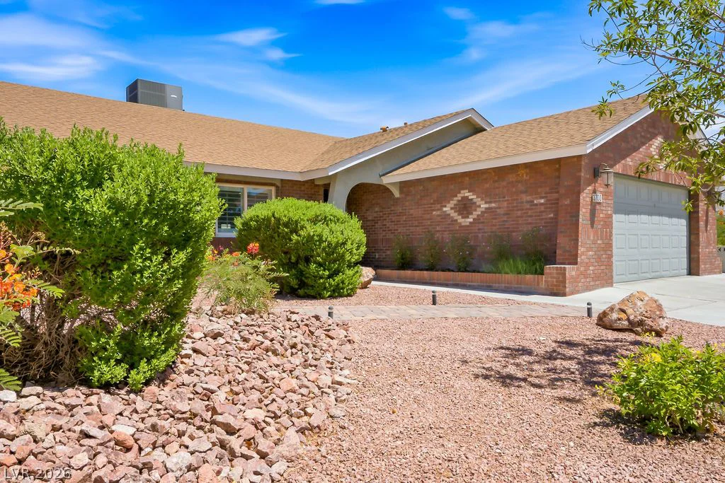 3700 Briarglen, Las Vegas, NV 89108