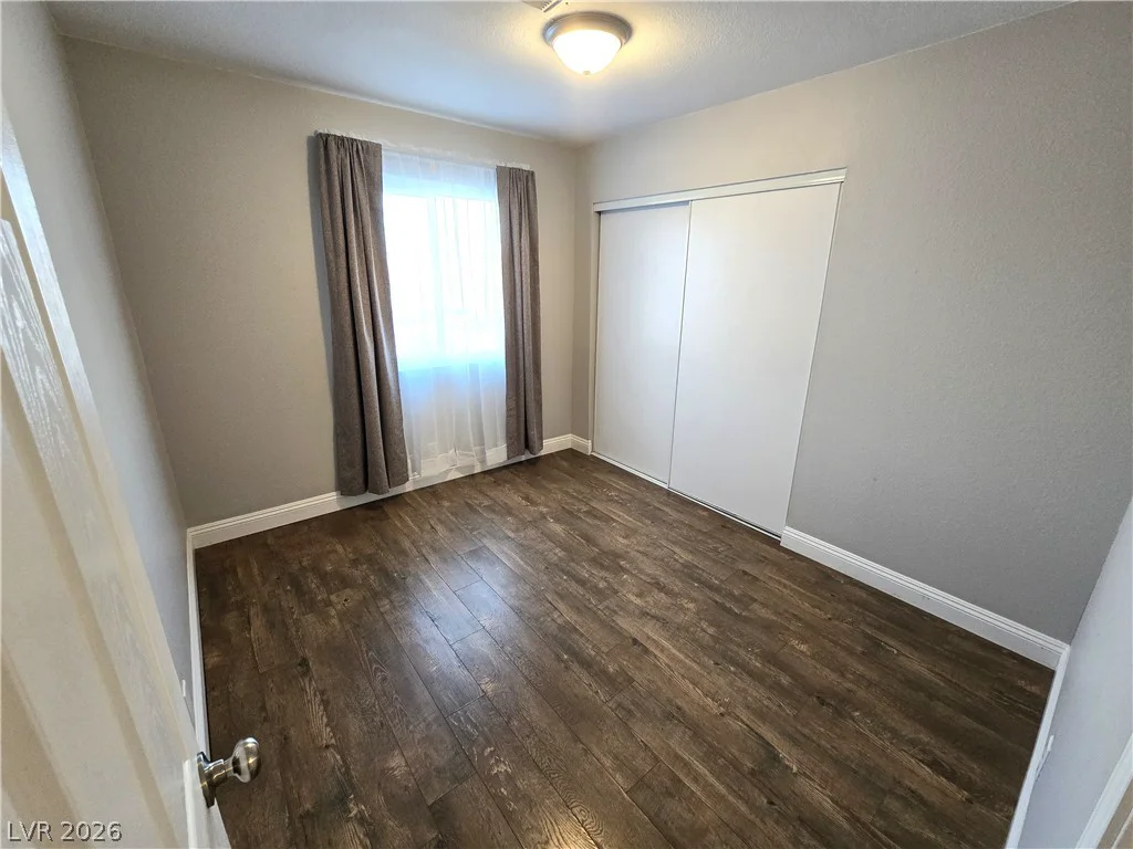4300 Lamont, Las Vegas, NV 89115