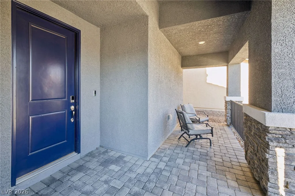 1867 Michael Springs, North Las Vegas, NV 89084