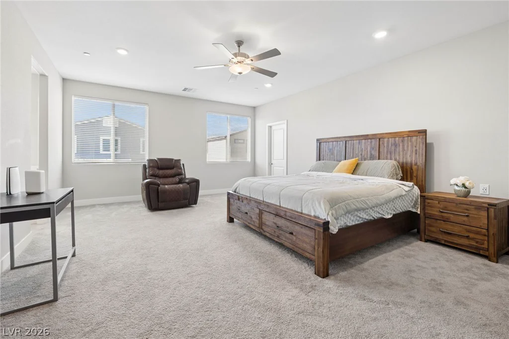 1867 Michael Springs, North Las Vegas, NV 89084
