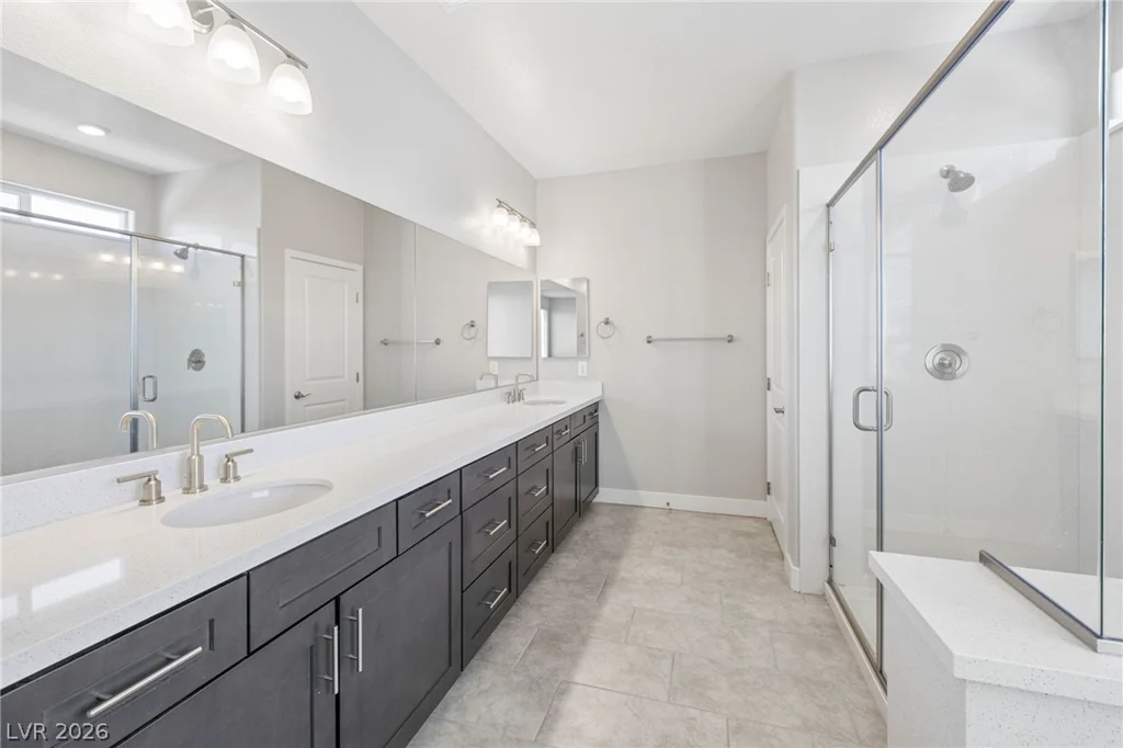 1867 Michael Springs, North Las Vegas, NV 89084