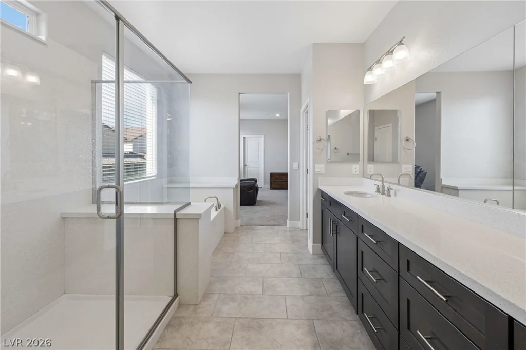 1867 Michael Springs, North Las Vegas, NV 89084