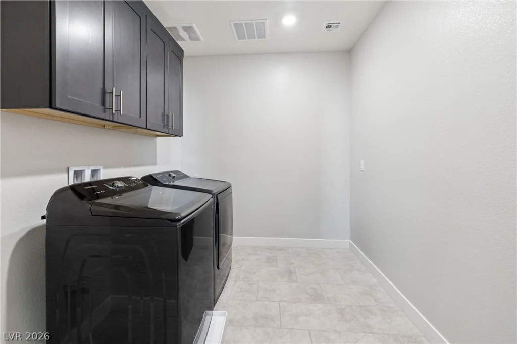 1867 Michael Springs, North Las Vegas, NV 89084