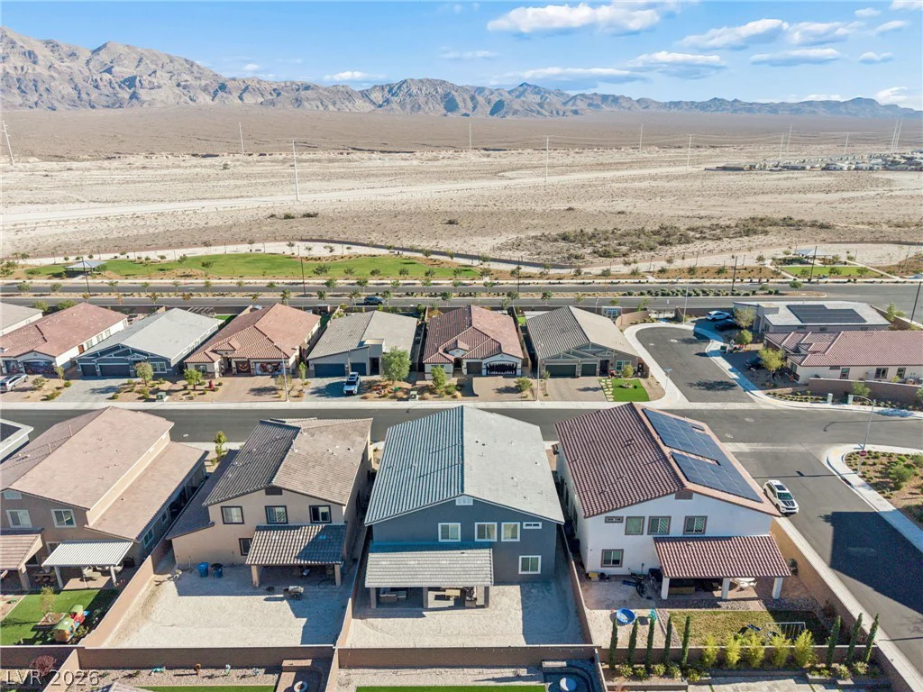 1867 Michael Springs, North Las Vegas, NV 89084