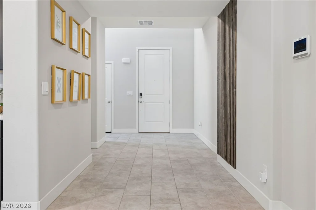 1867 Michael Springs, North Las Vegas, NV 89084