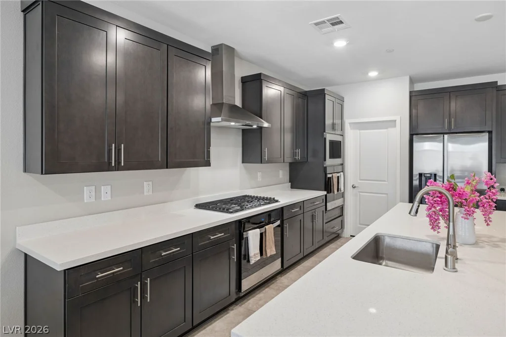 1867 Michael Springs, North Las Vegas, NV 89084